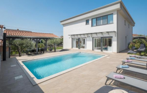 Villa Mia
